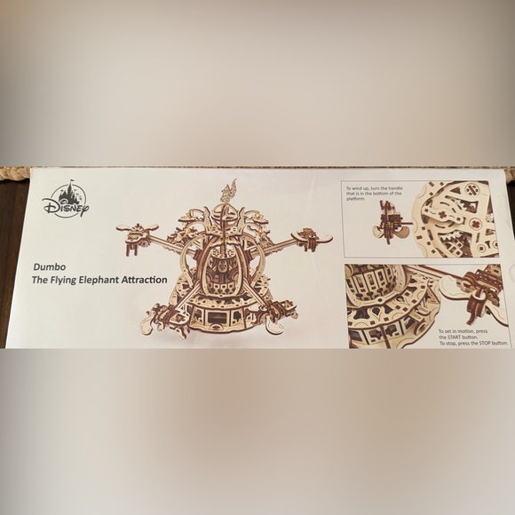 UGEARS Disney Dumbo the Flying Elephant Attraction Mechanical Model Kit